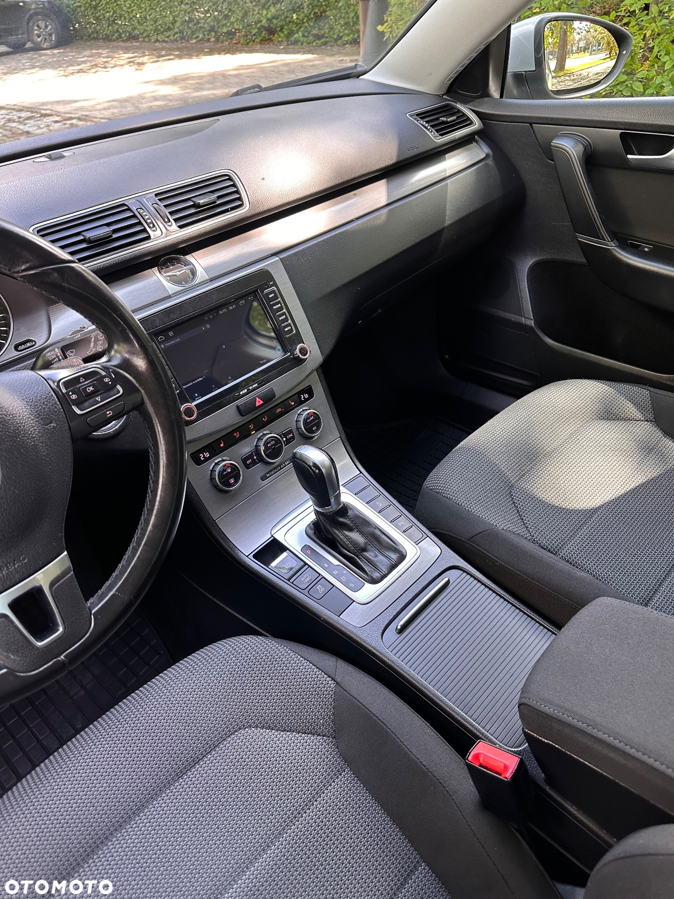 Volkswagen Passat 2.0 TDI Comfortline DSG - 35