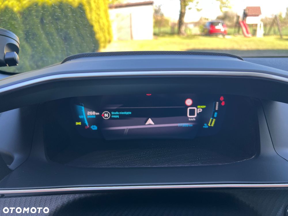 Peugeot 208 GT - 12