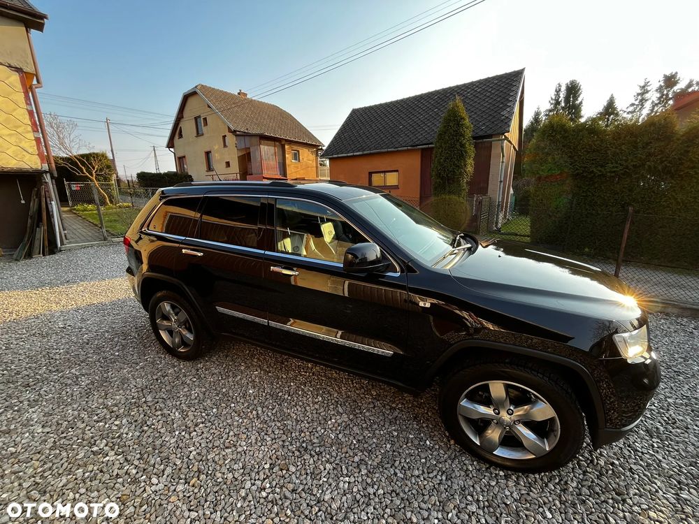 Jeep Grand Cherokee - 15