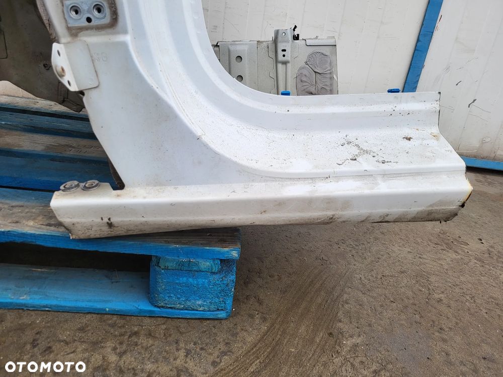 Ćwiartka podłużnica lewa przednia Peugeot 308 T9 EWPB - 2