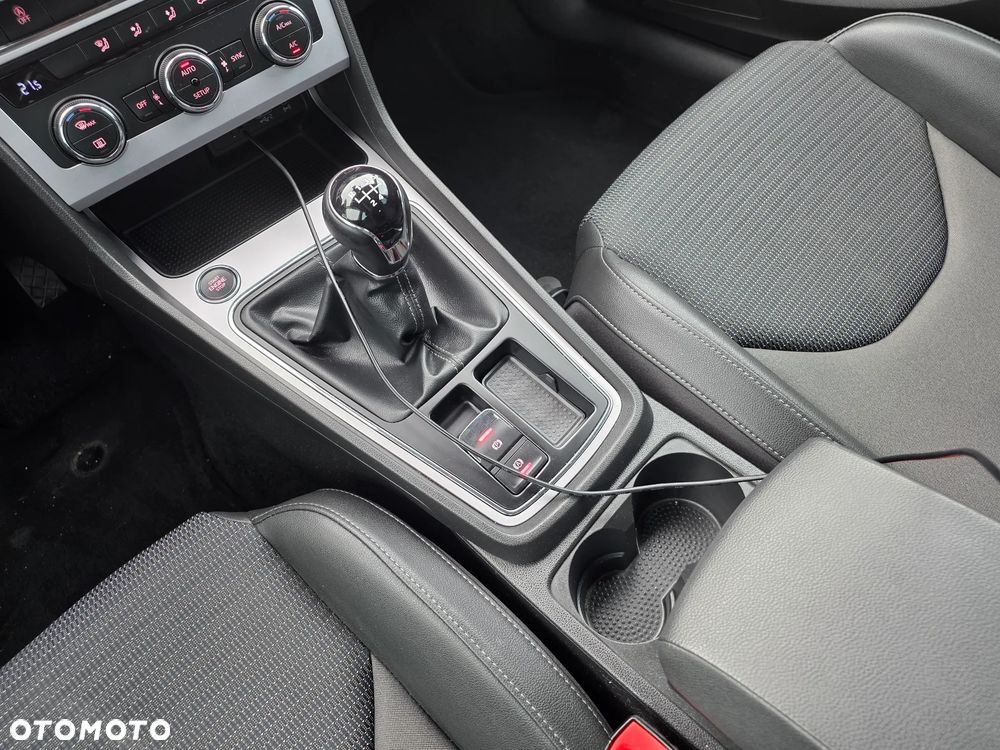 Seat Leon 1.6 TDI Xcellence - 31