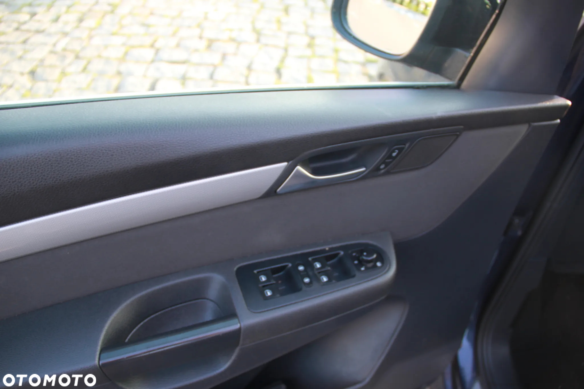 Volkswagen Sharan 2.0 TDI Blue Motion Match - 13