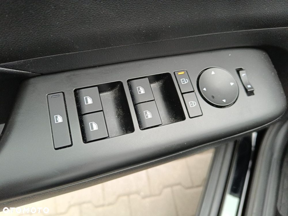 Hyundai Kona 1.0 T-GDI Smart DCT - 17