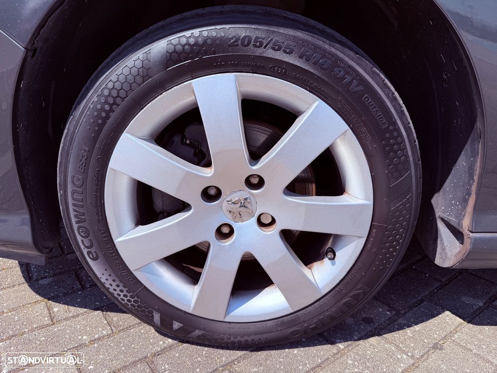 Peugeot 308 SW 1.6 HDi Executive - 14