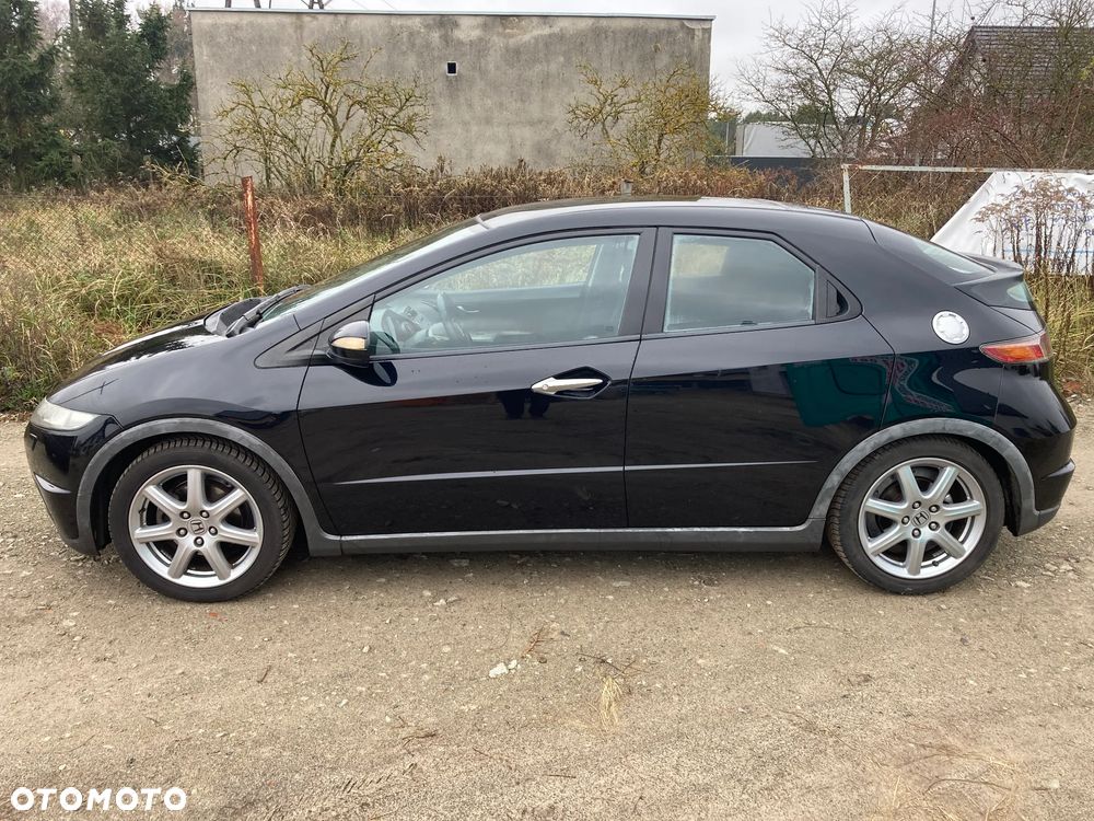 Honda Civic 1.8 Executive - 4
