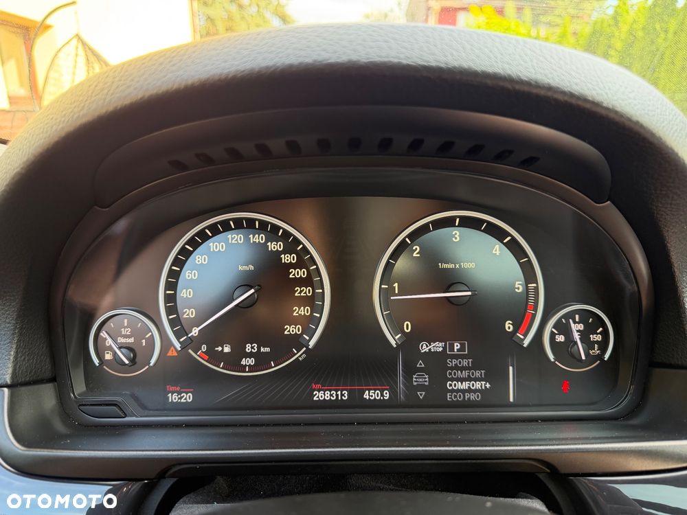 BMW Seria 5 520d Luxury Line - 22
