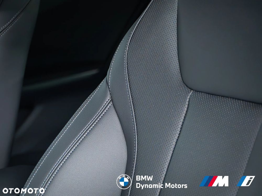 BMW Seria 3 318i M Sport - 24