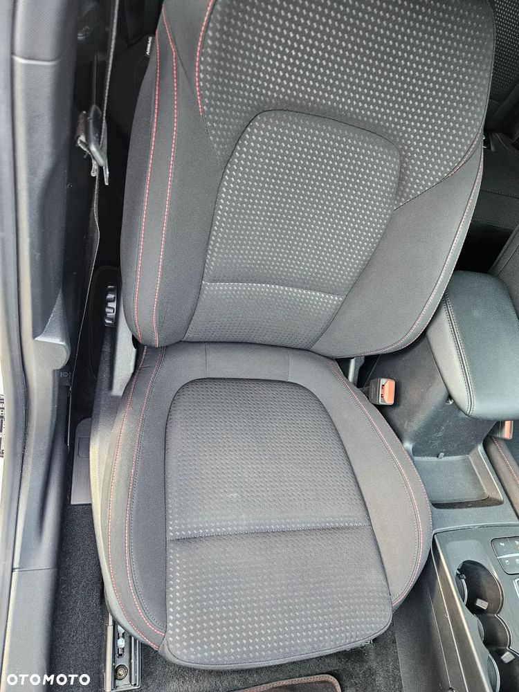 Ford Focus 2.0 TDCi ST-Line ASS PowerShift - 29
