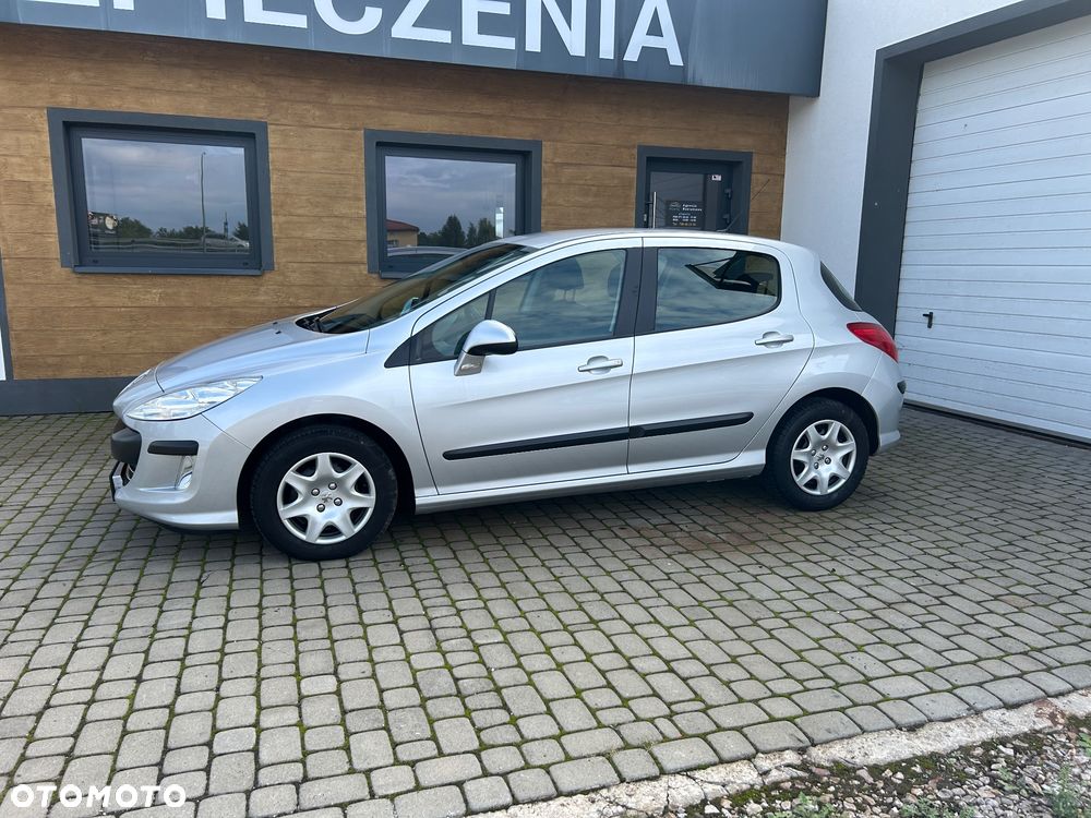 Peugeot 308 2008 photo 5