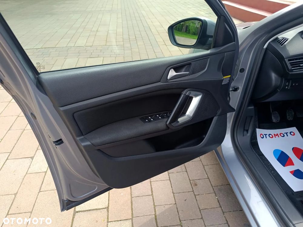 Peugeot 308 BlueHDi 100 Stop & Start Business-Line - 25