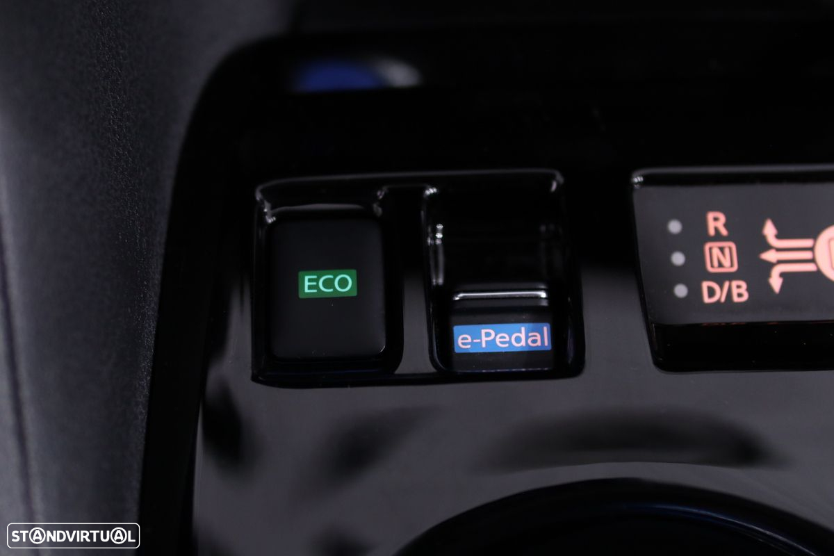 Nissan Leaf N-Connecta - 28