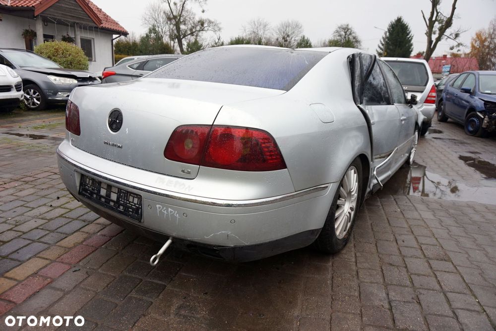 VOLKSWAGEN PHAETON  2004 LG9R 4.2 FSI V8 BGH 335KM GUL SREBRNY na części - 5