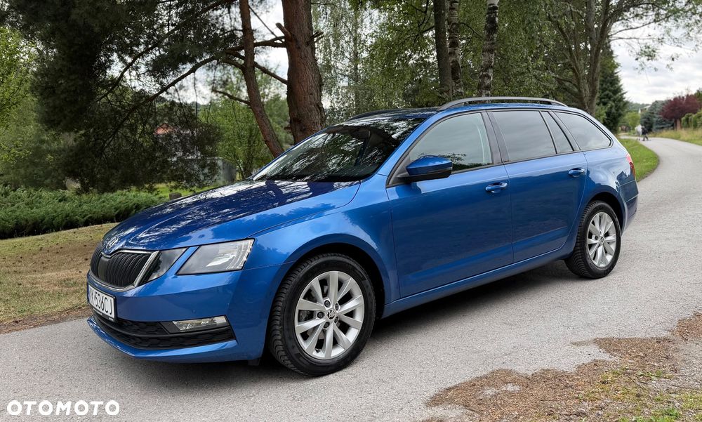 Skoda Octavia 1.6 TDI DSG Style - 1
