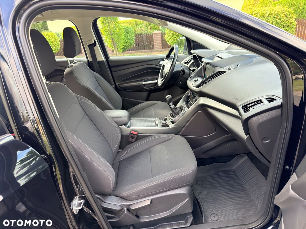 Ford Kuga 1.5 EcoBoost 2x4 Cool & Connect - 27