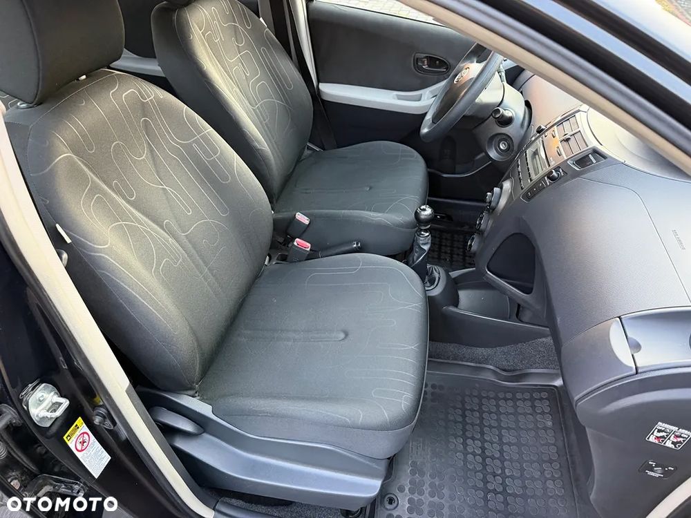 Toyota Yaris 1.33 Luna - 14