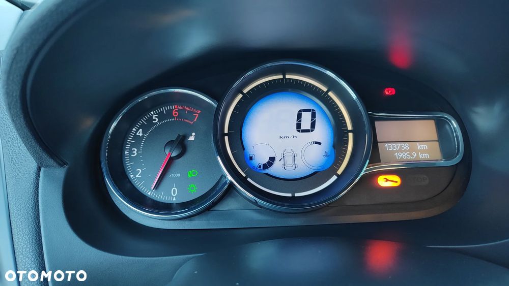 Renault Fluence 1.6 16V Limited - 8