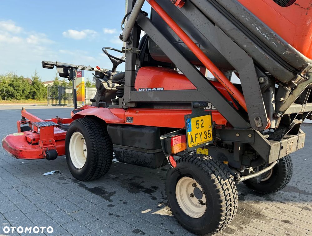 Kubota F 2560 - 8