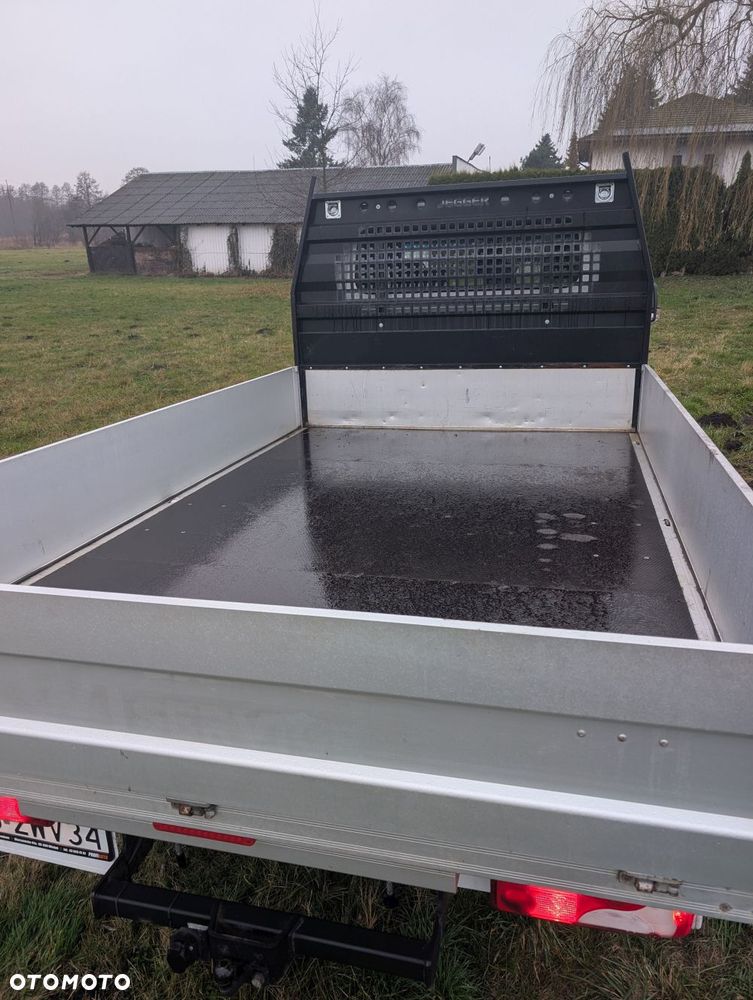 Mercedes-Benz SPRINTER - 5