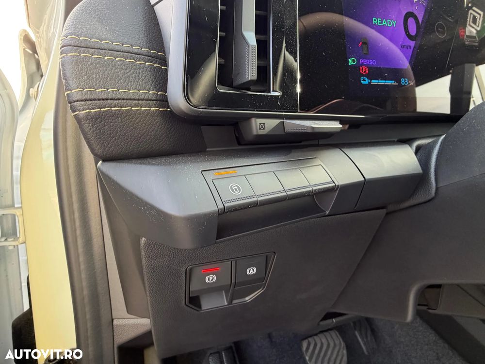 Renault Megane E-TECH 60 kWh 220 CP Iconic - 10