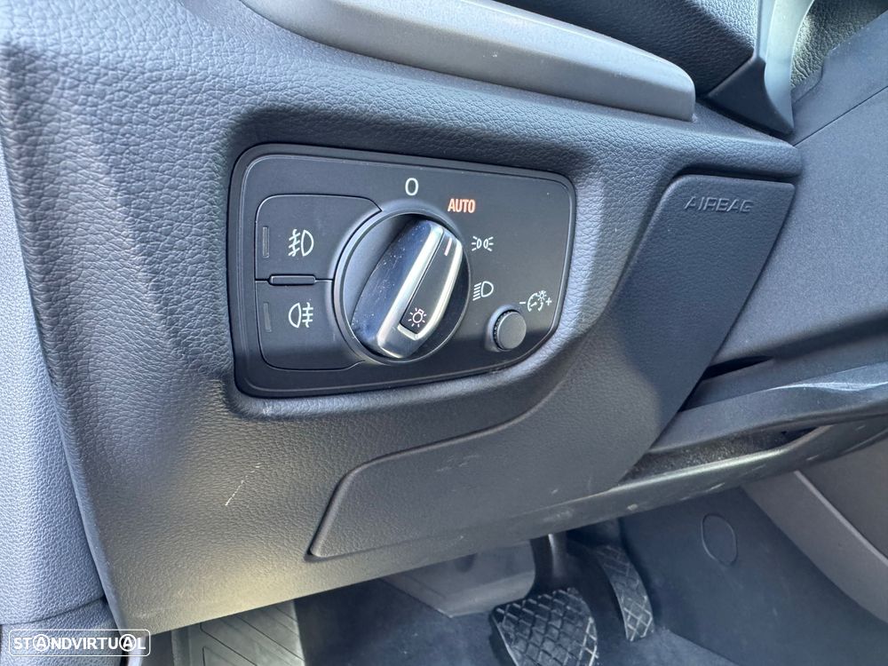 Audi A3 Sportback 2.0 TDI Attraction S tronic - 14