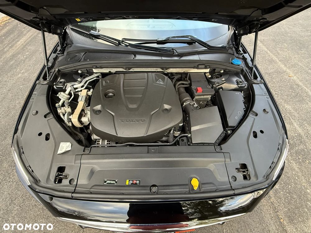 Volvo V90 D5 AWD Momentum - 39