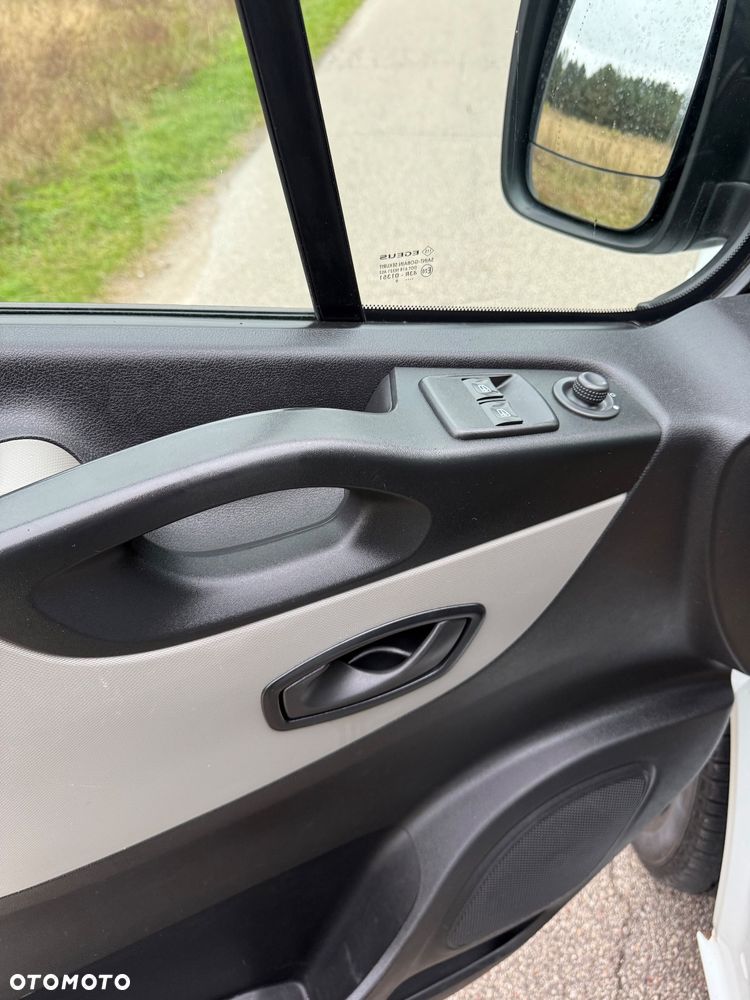 Renault Trafic L2H1 2,9t Business - 25