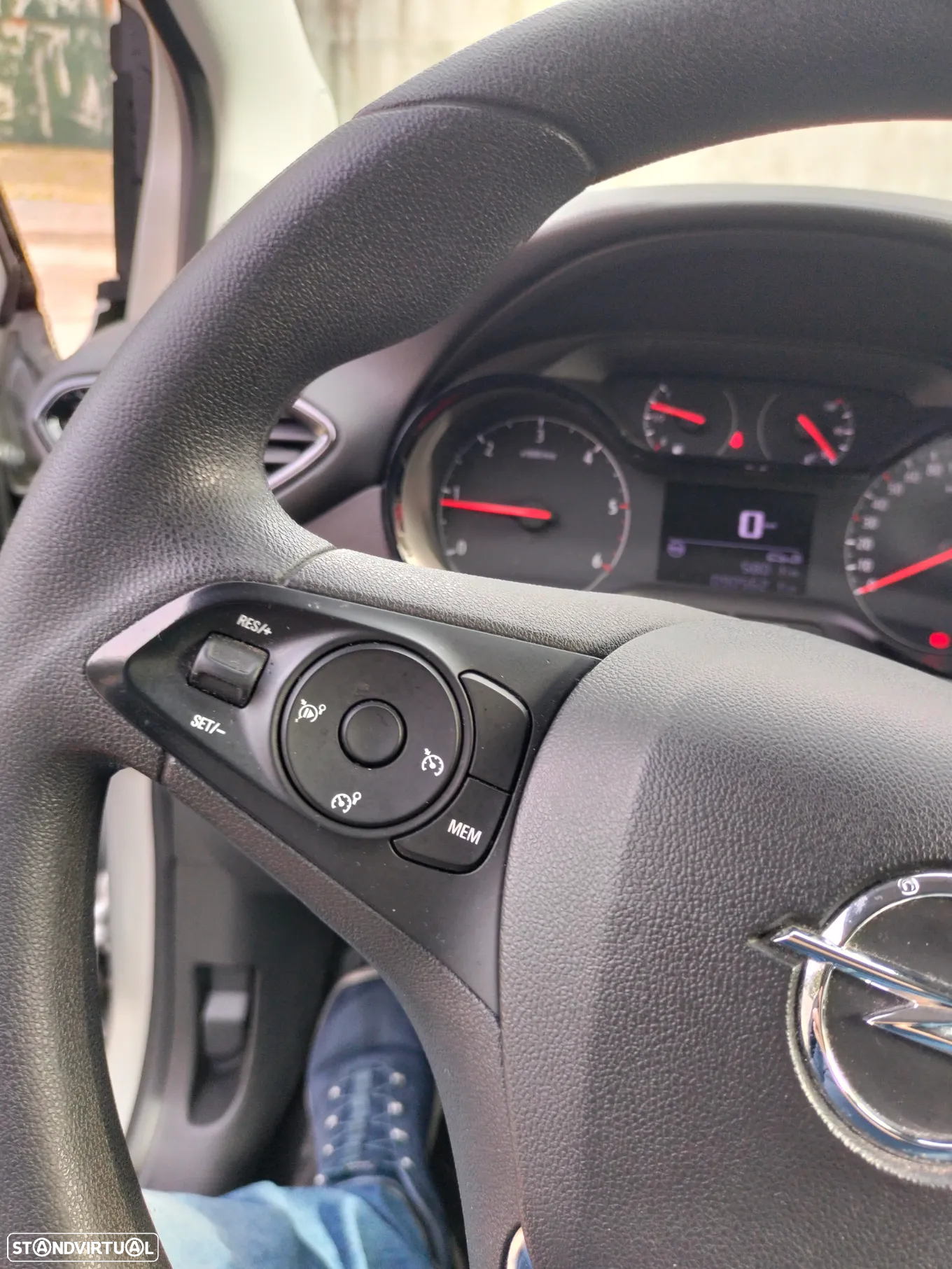 Opel Crossland X - 22