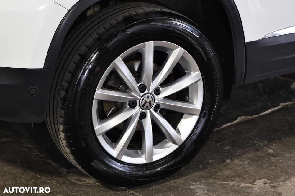 Volkswagen Tiguan 2.0 TDI SCR 4MOTION BlueMotion Technology DSG Lounge Track & Style - 31