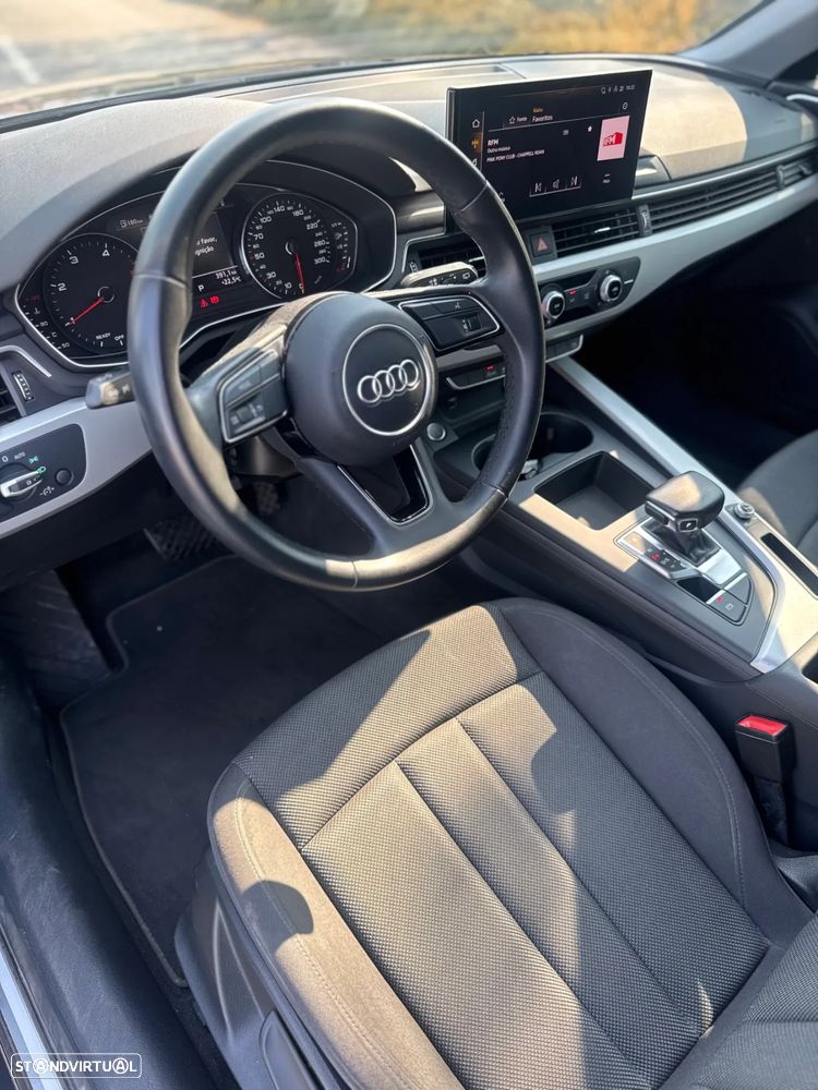 Audi A4 Avant 30 TDI S tronic - 23