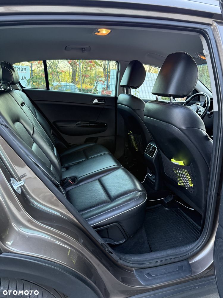 Kia Sportage - 12