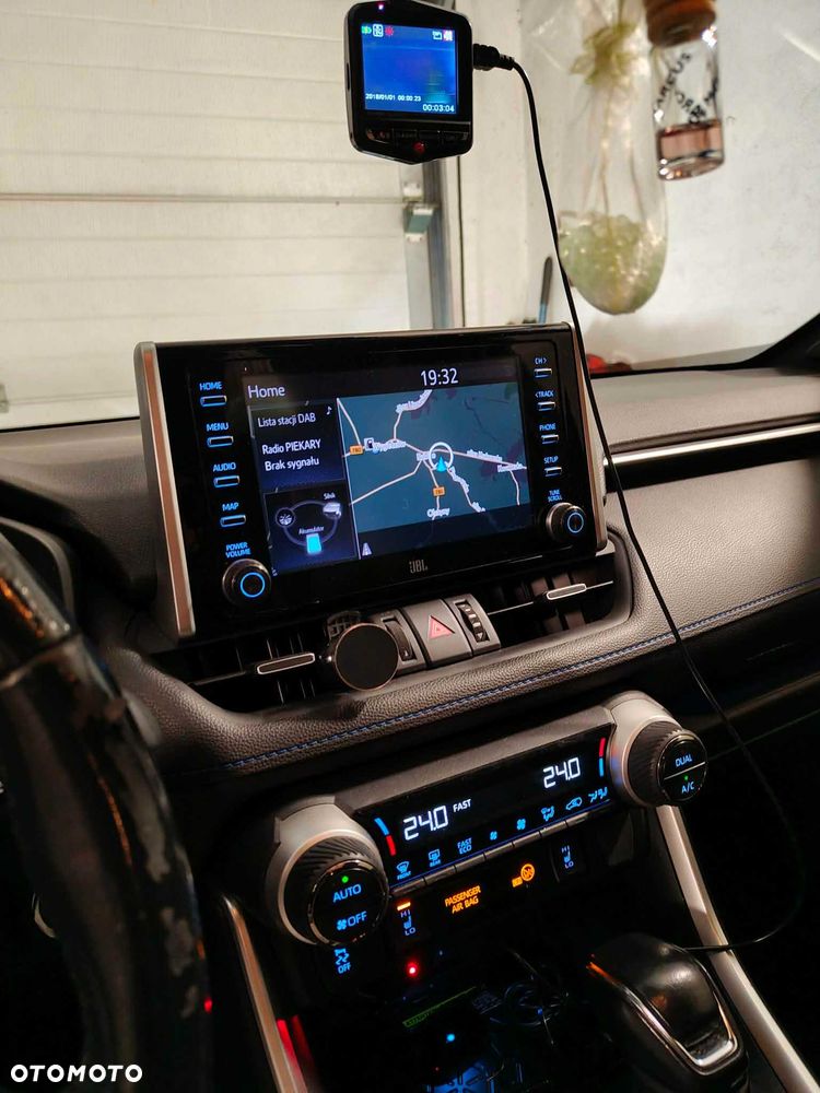 Toyota RAV4 - 5