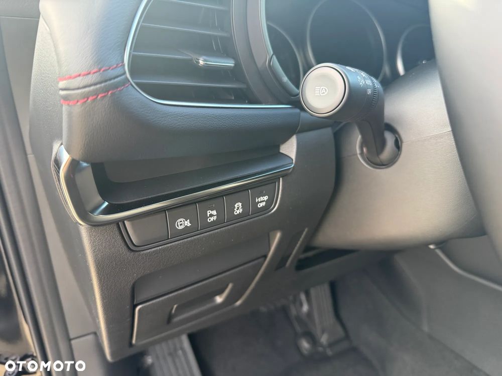 Mazda 3 2.0 mHEV Homura - 10
