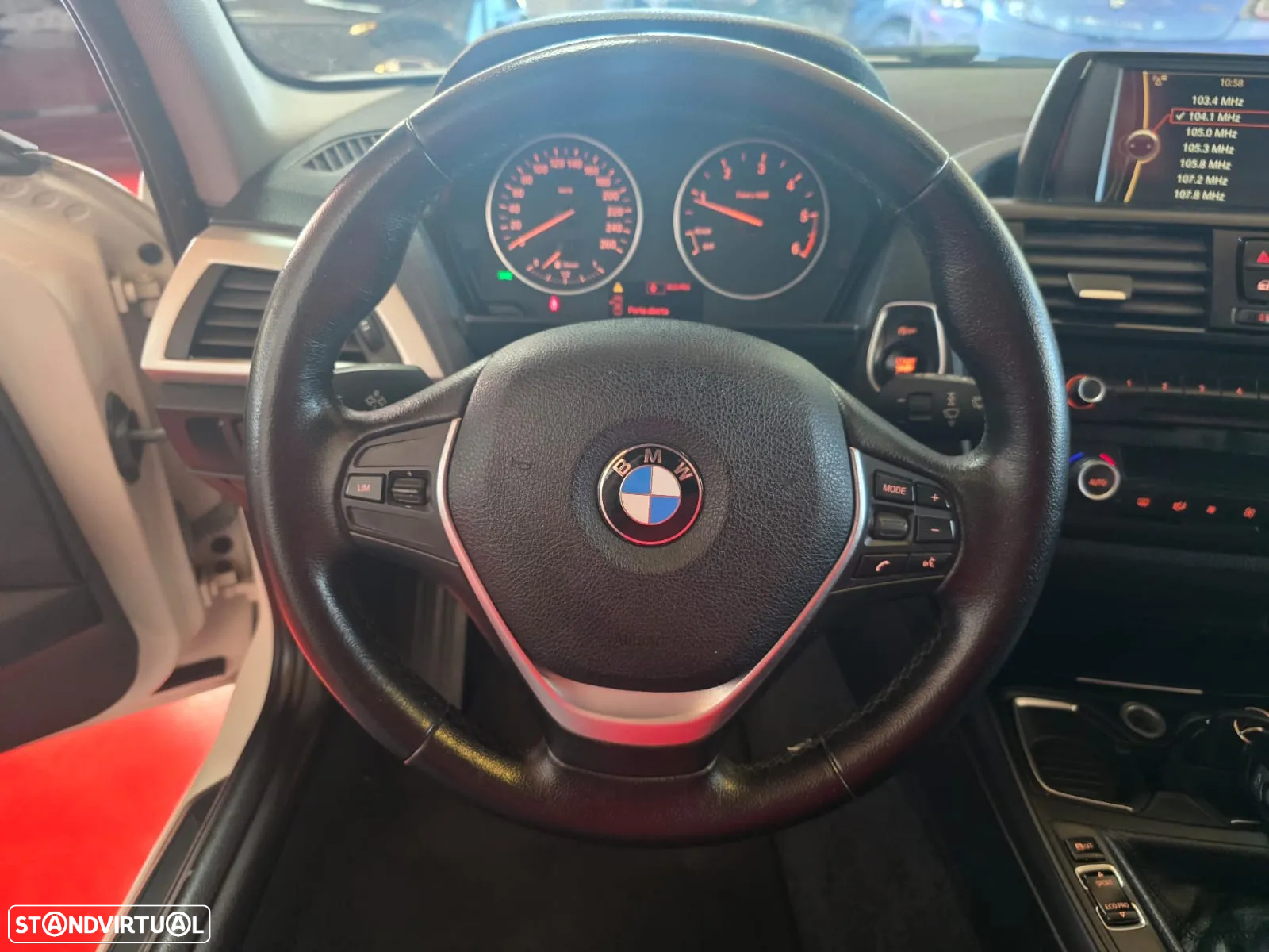 BMW 116 d EfficientDynamics - 14
