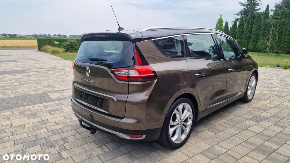 Renault Grand Scenic - 8