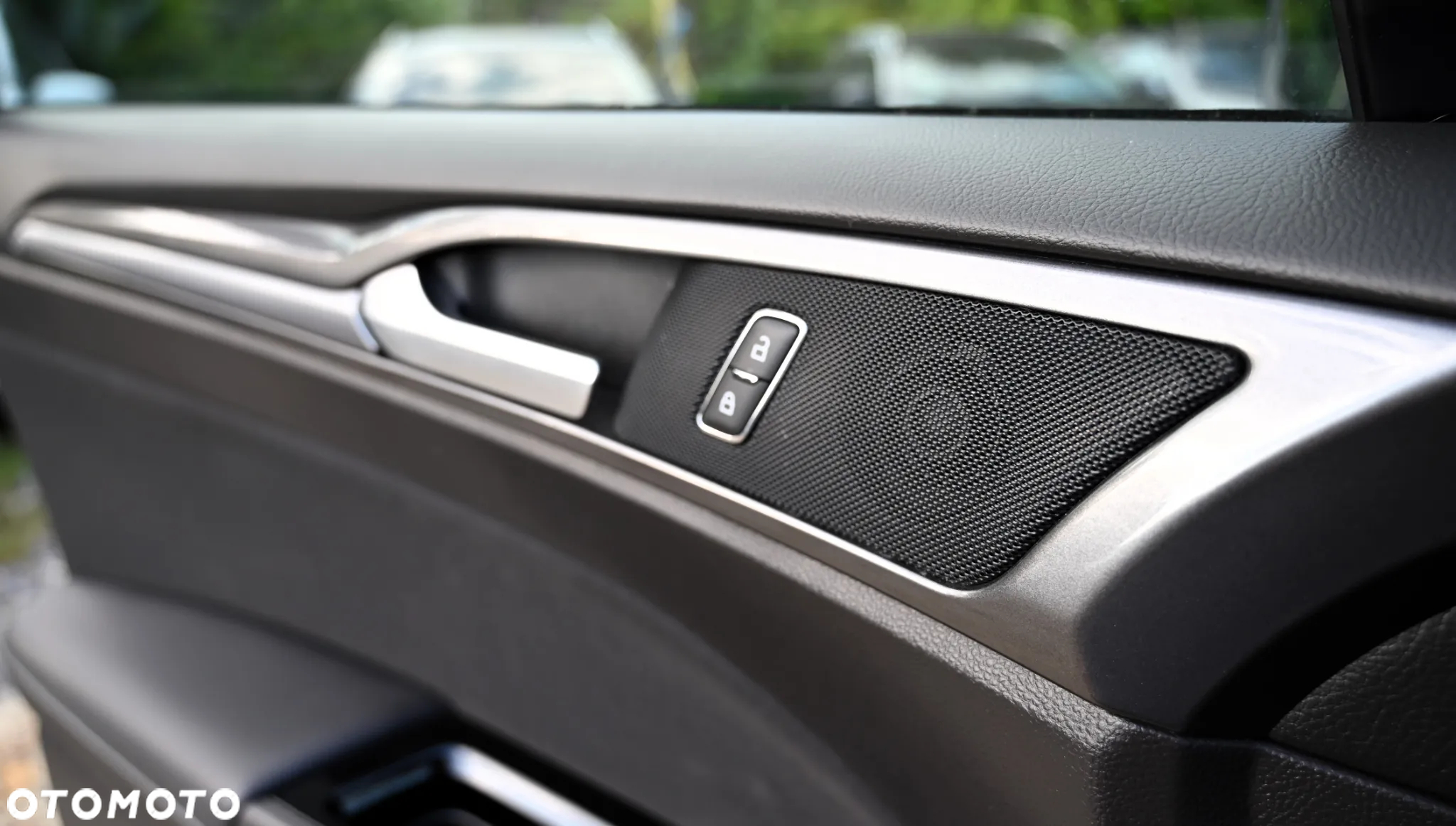 Ford Mondeo - 29