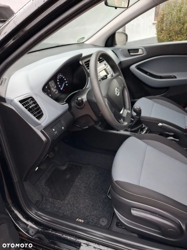 Hyundai i20 - 8