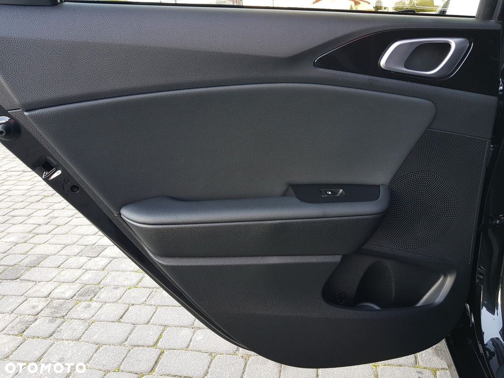 Kia Ceed 1.5 T-GDI Tribute DCT - 22