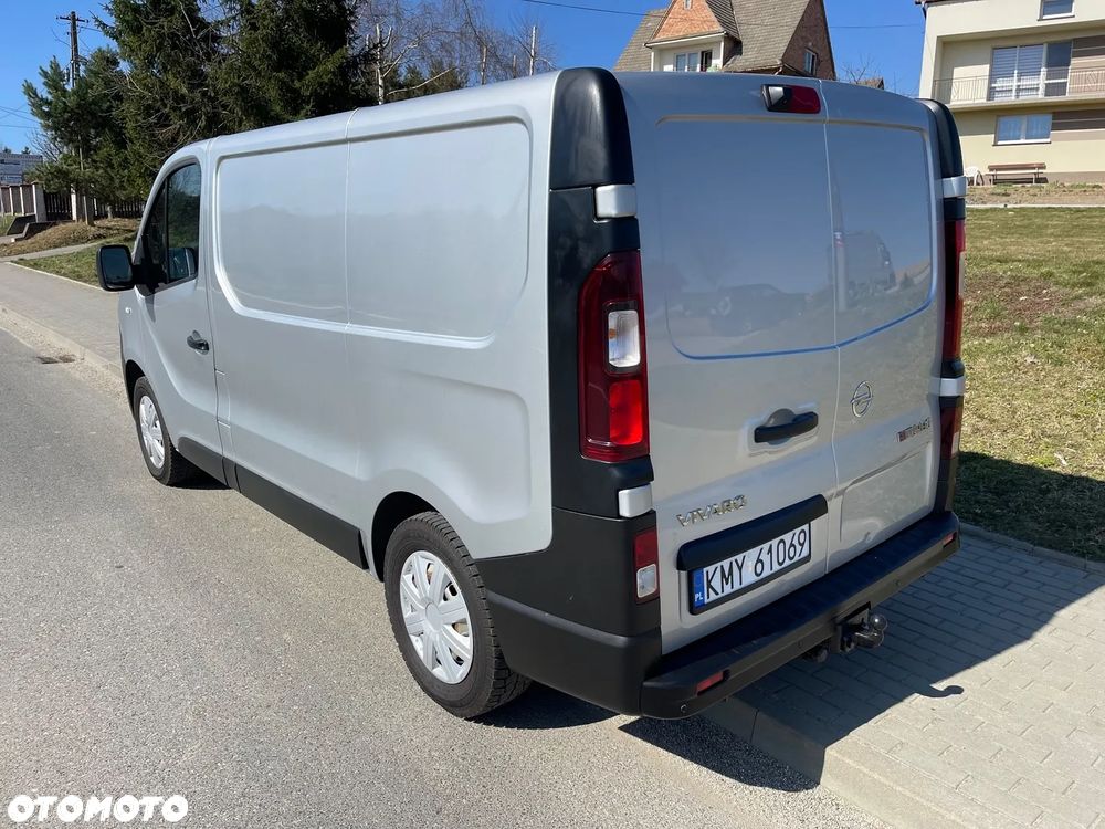 Opel Vivaro - 15