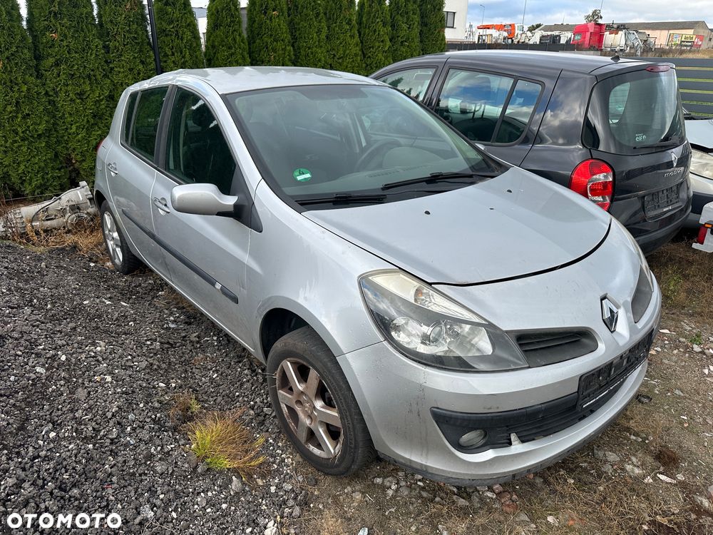 Renault Clio 1.2 16V Authentique - 1
