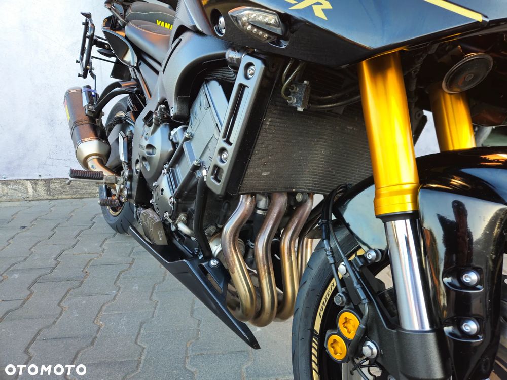 Yamaha FZ8 - 4