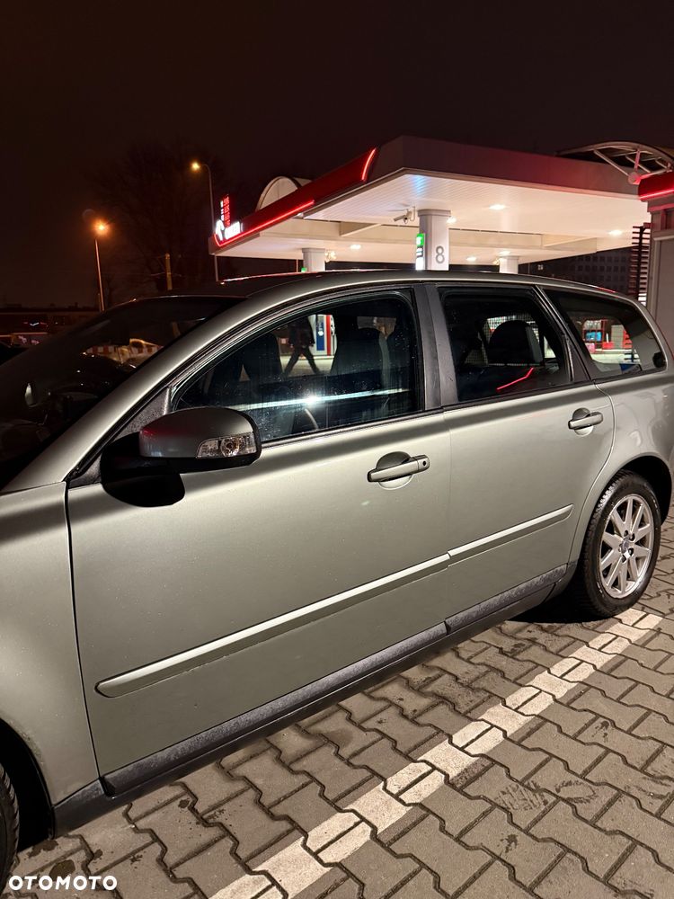 Volvo V50 2.0D Momentum - 5