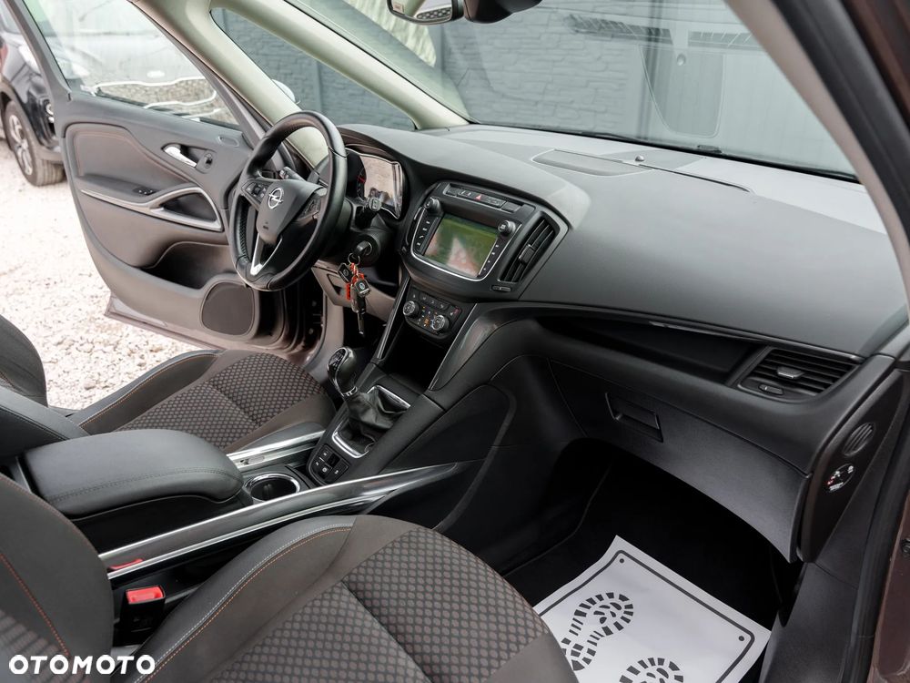 Opel Zafira 2.0 CDTI Cosmo S&S - 19