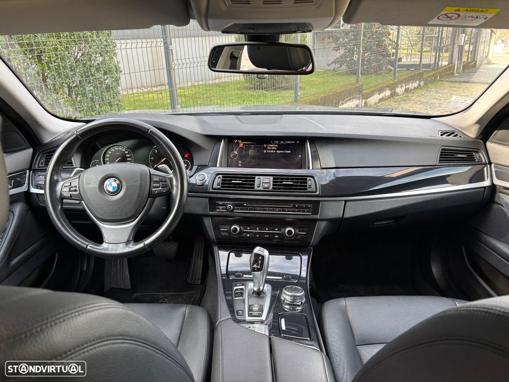 BMW 520 d Line Luxury Auto - 3