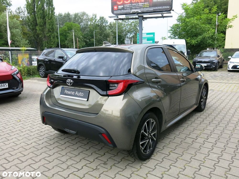 Toyota Yaris - 16