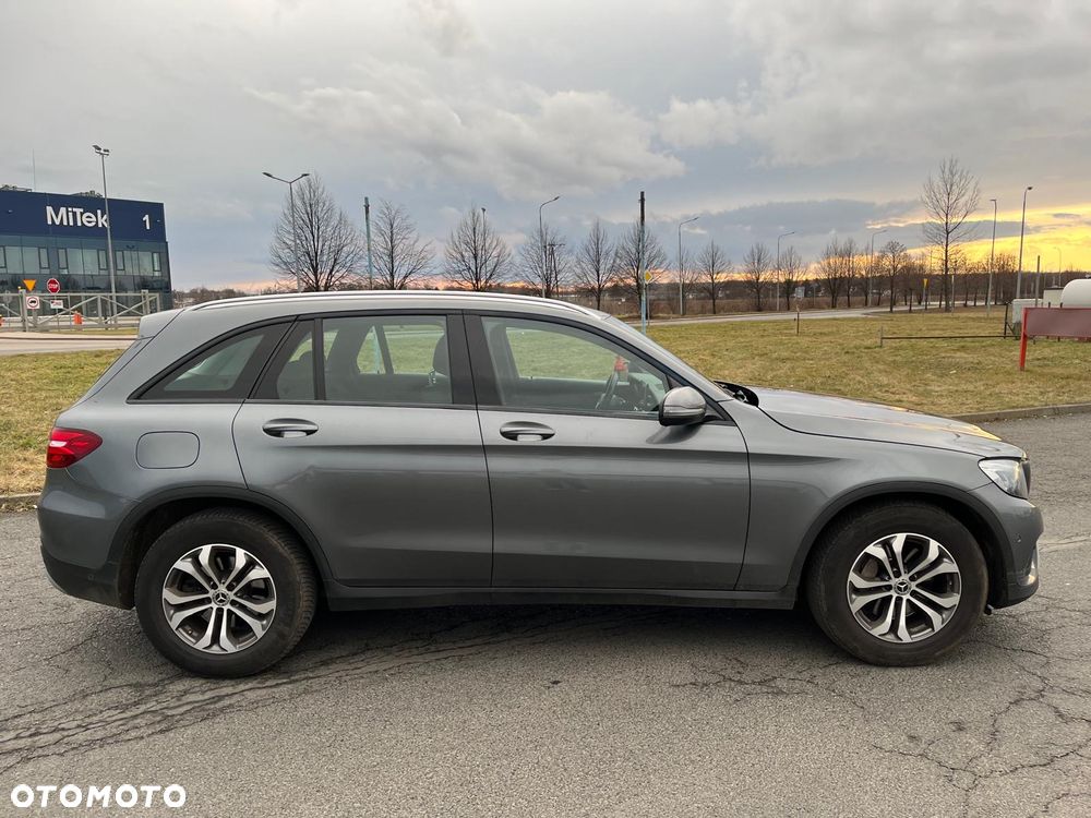 Mercedes-Benz GLC 220 d 4Matic 9G-TRONIC - 5