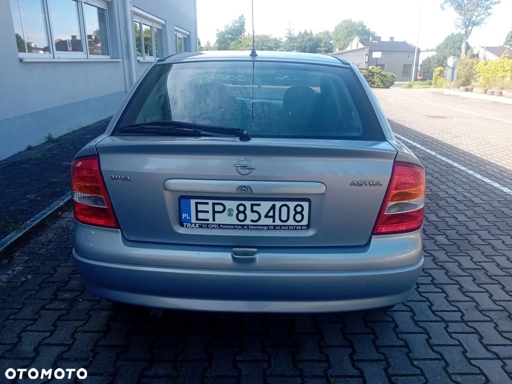 Opel Astra - 6