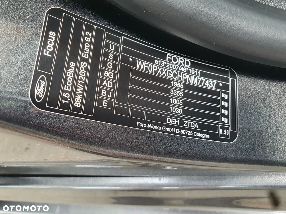 Ford Focus 1.5 EcoBlue Start-Stopp-System ST-LINE X - 28