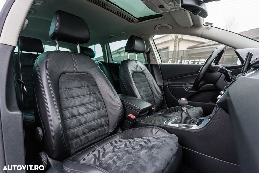 Volkswagen Passat Variant 2.0 TDI DPF Highline - 30