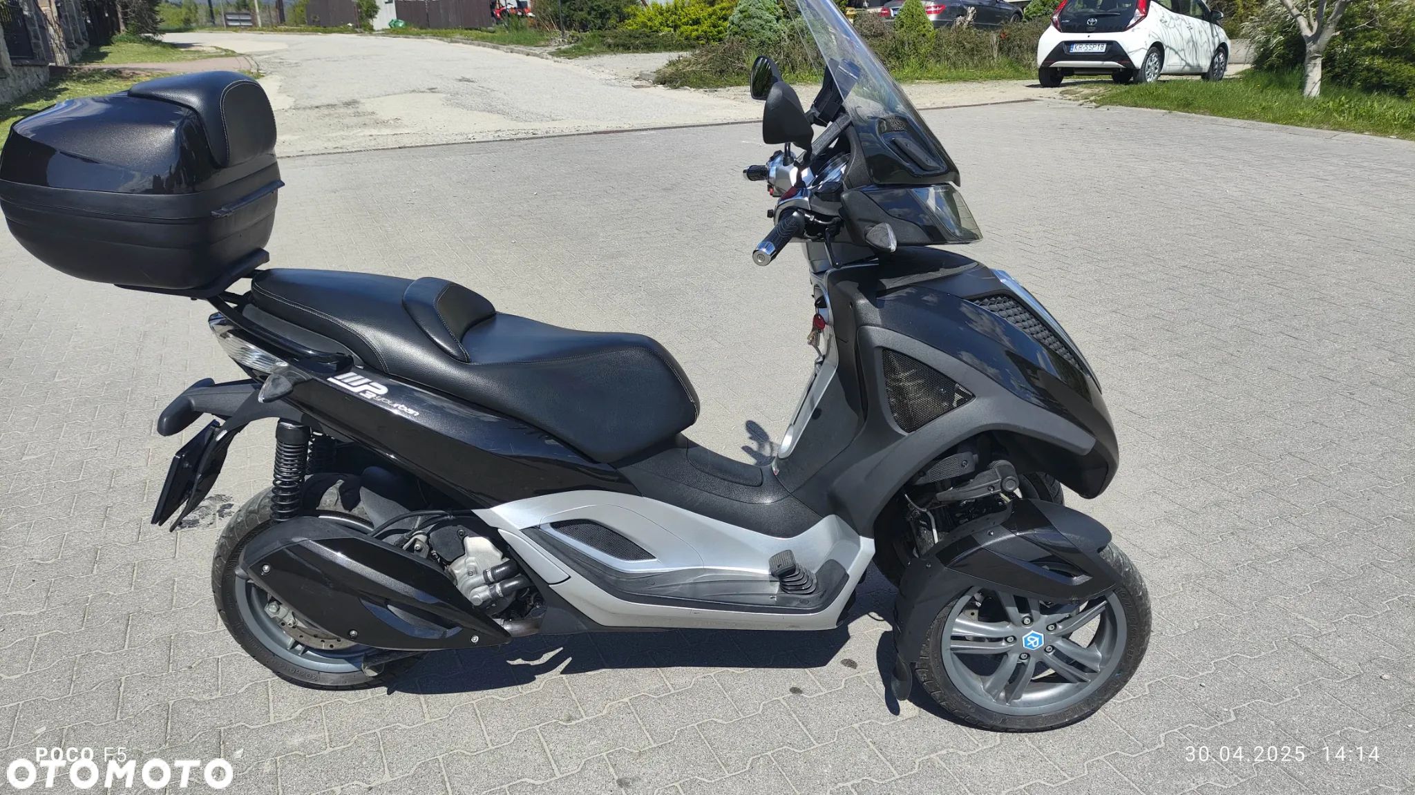 Piaggio MP-3 - 1