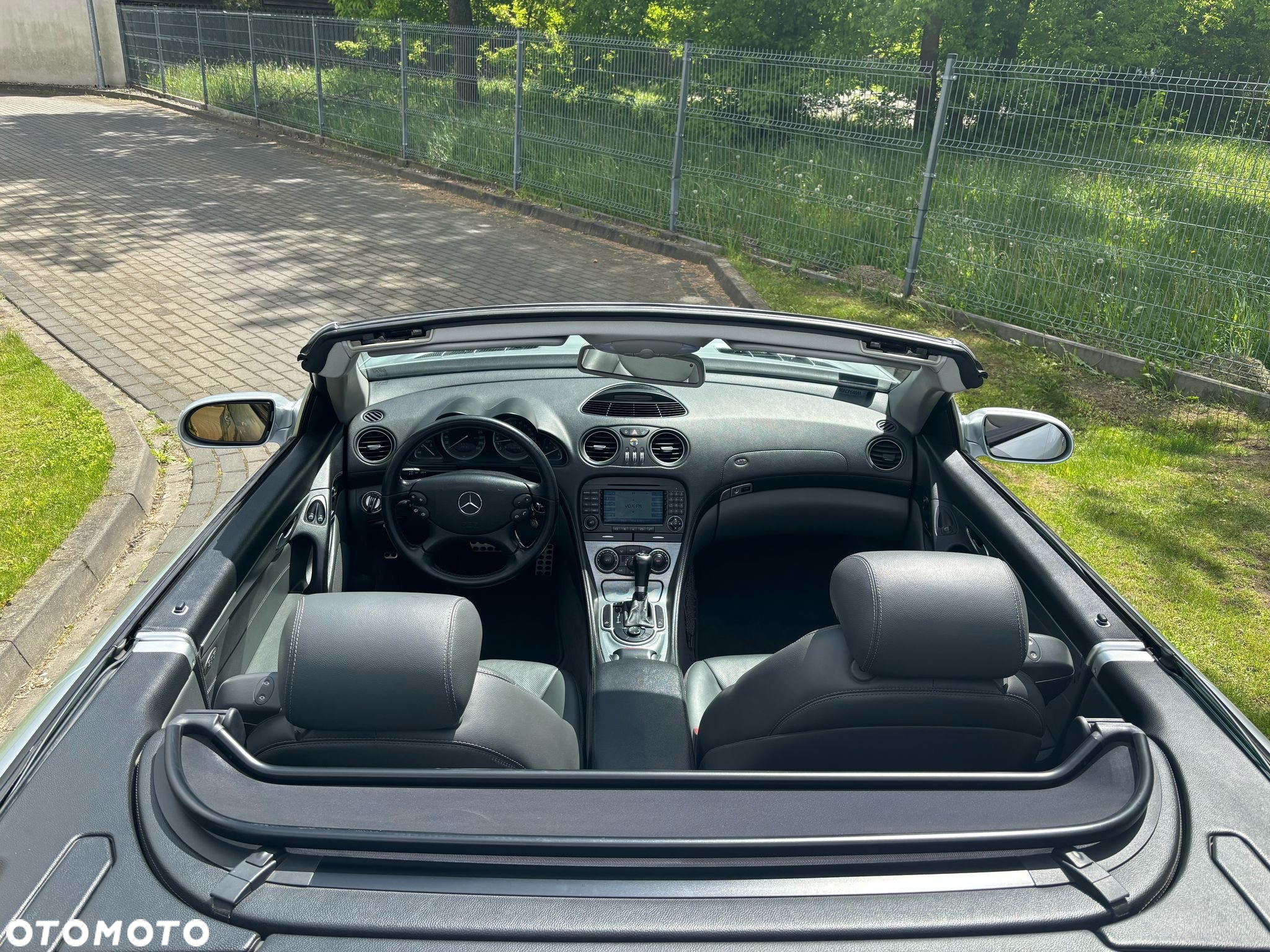 Mercedes-Benz SL 350 - 14